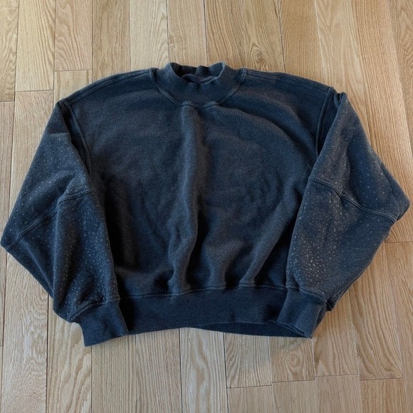 lululemon athletica Sweaters - Lululemon x SoulCycle To The Beat Gray Grey Splatter Crewneck Womens Medium?